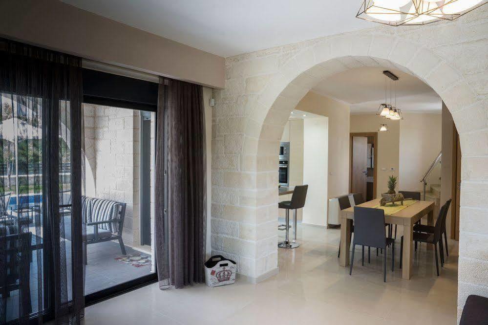 Villa-Azalea Алмирида Экстерьер фото